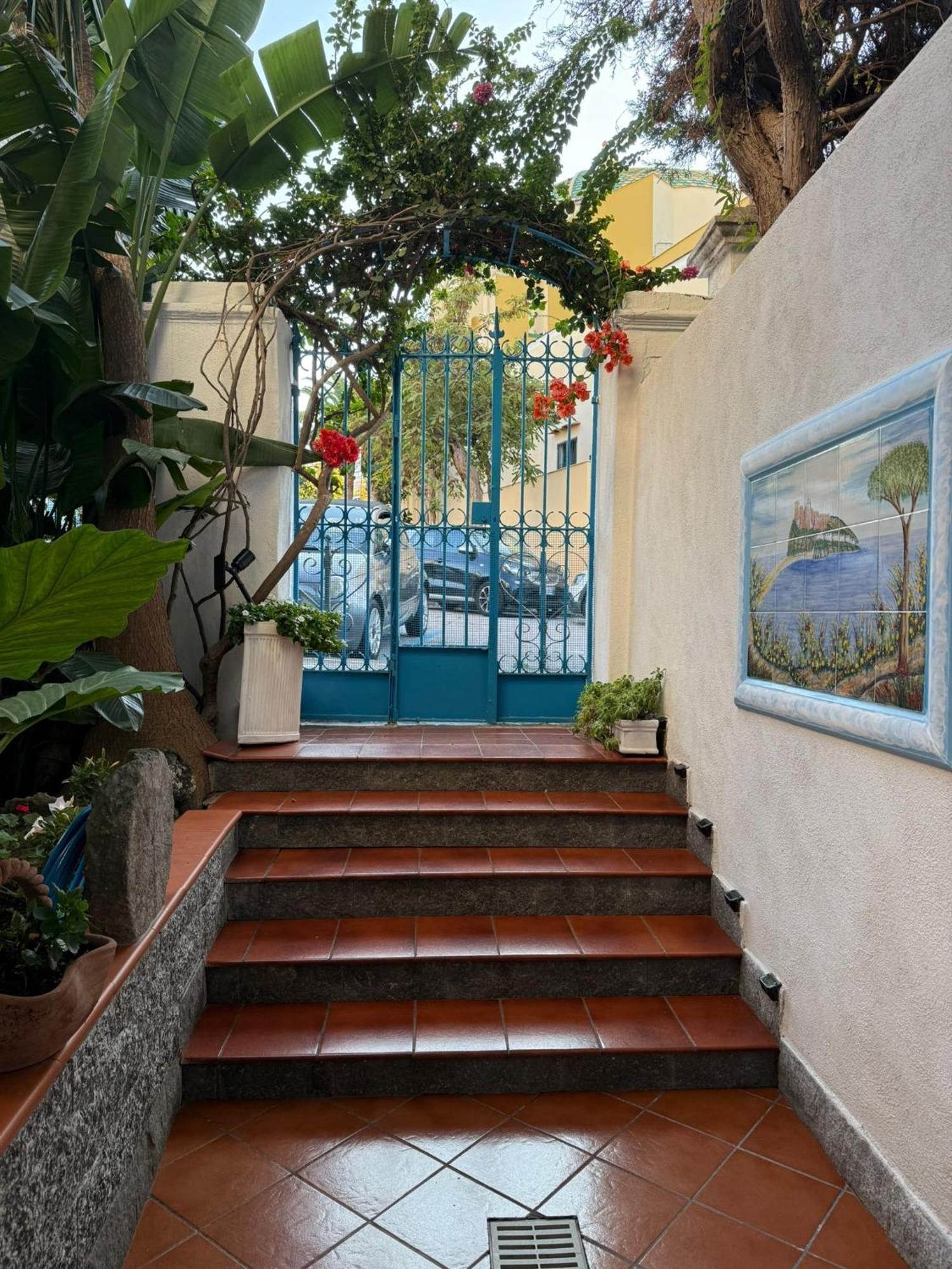 Villino Annamaria Bed & Breakfast Ischia Exterior photo